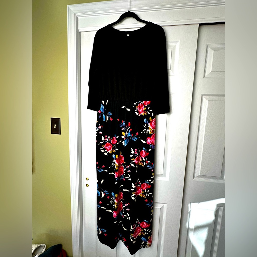 Like New Maxi Dress with Stretch